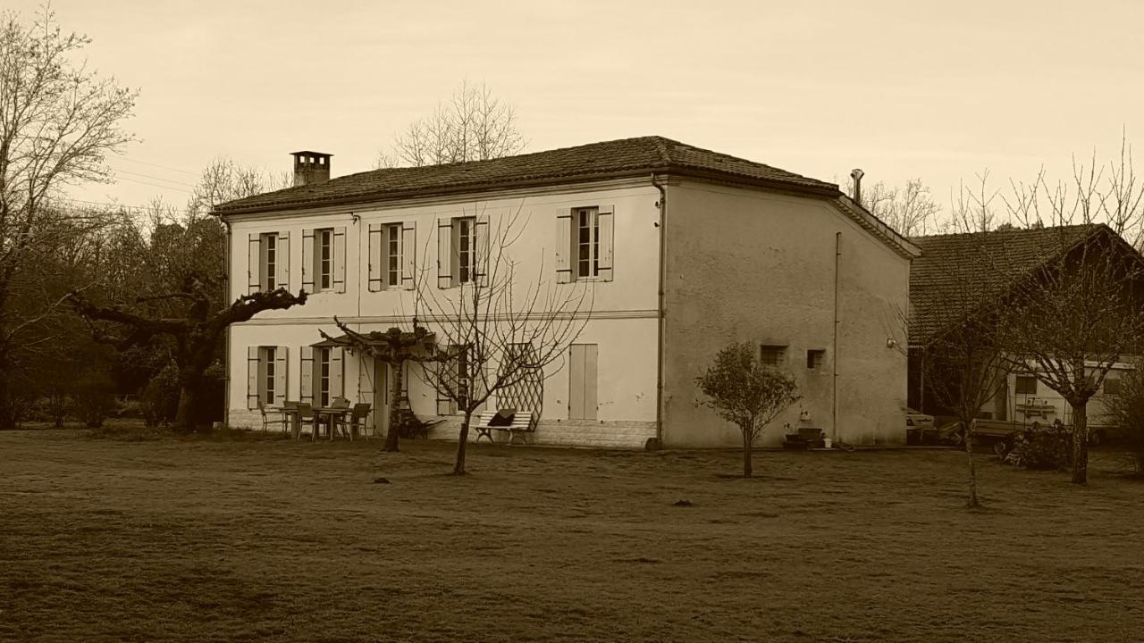 Bed and Breakfast Chez Alexandra Louchats Exterior foto